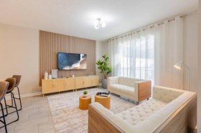 Family 4BR w Private Pool near Disney Parks